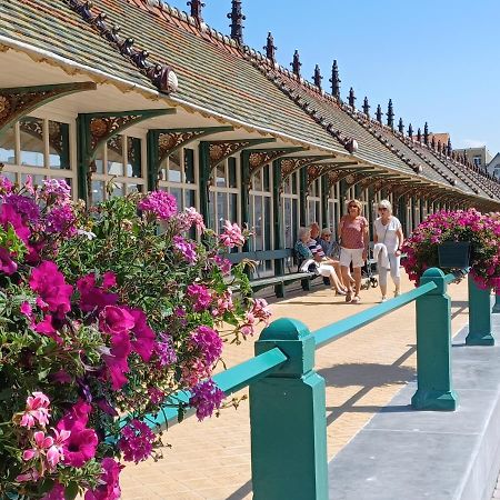 Appartement Blankenberge Zeedijk Aan De Pier Exterior foto